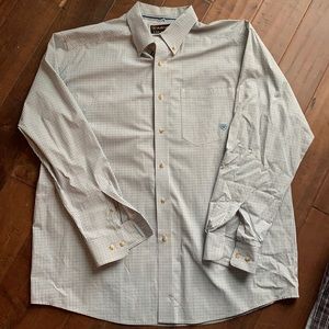 Men’s pro series Ariat button down